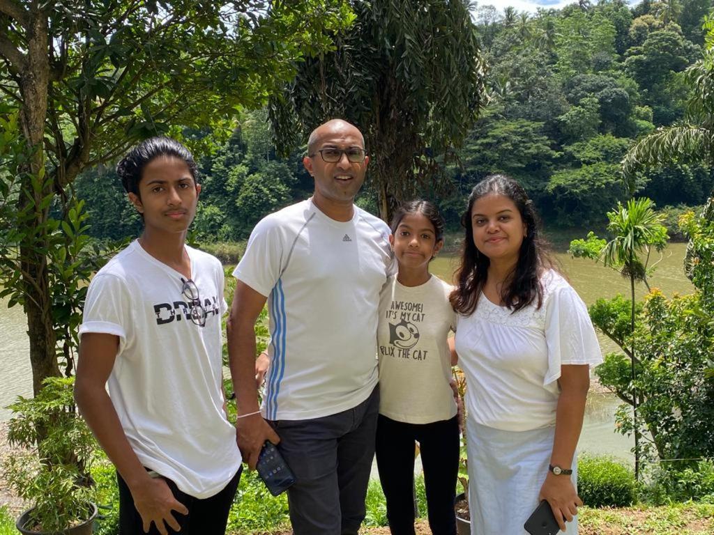 Kandy Rivers Edge Nature Resort מראה חיצוני תמונה