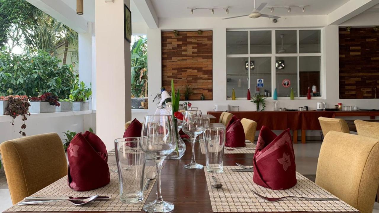 Kandy Rivers Edge Nature Resort מראה חיצוני תמונה