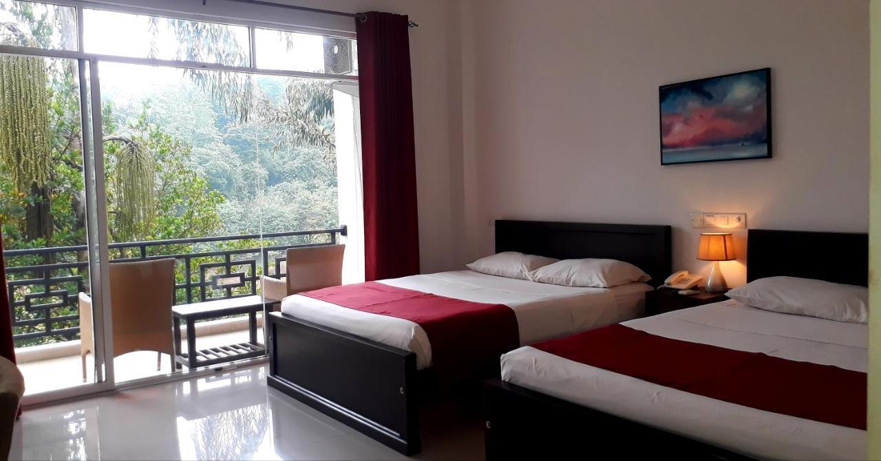 Kandy Rivers Edge Nature Resort מראה חיצוני תמונה