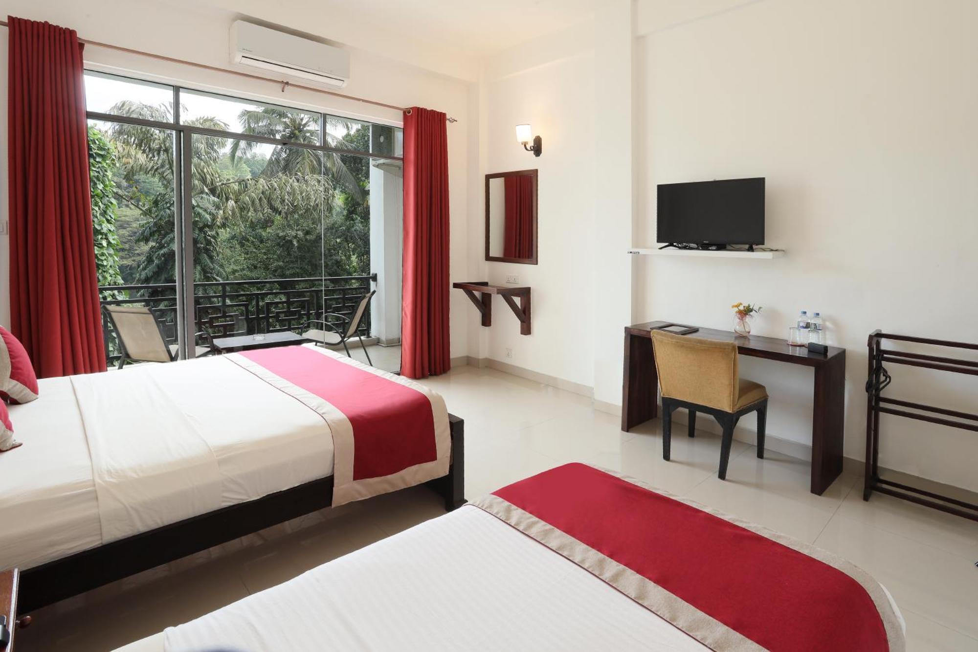 Kandy Rivers Edge Nature Resort מראה חיצוני תמונה