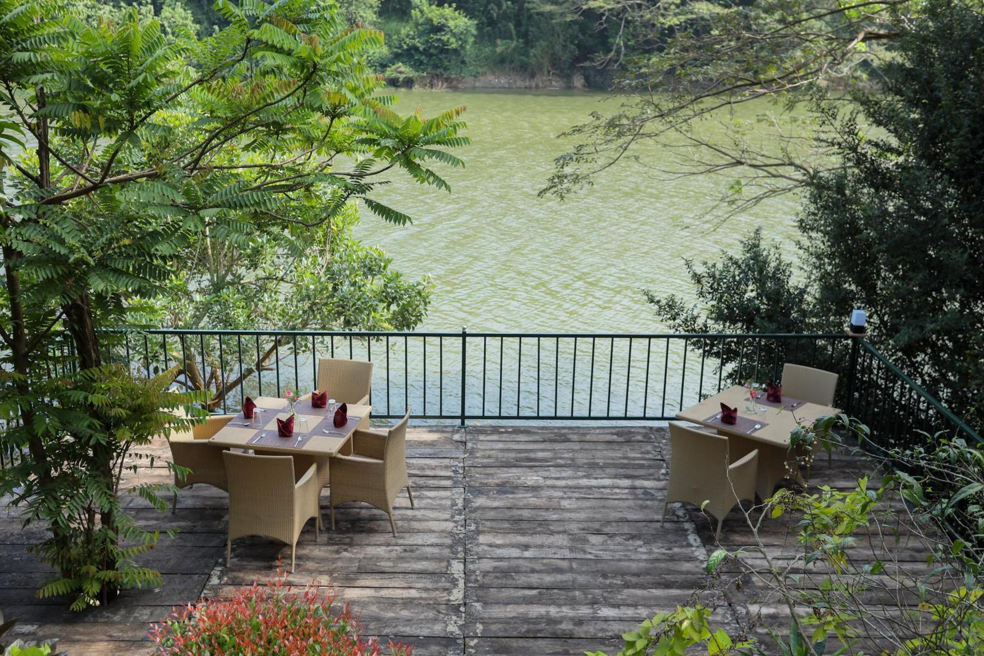 Kandy Rivers Edge Nature Resort מראה חיצוני תמונה